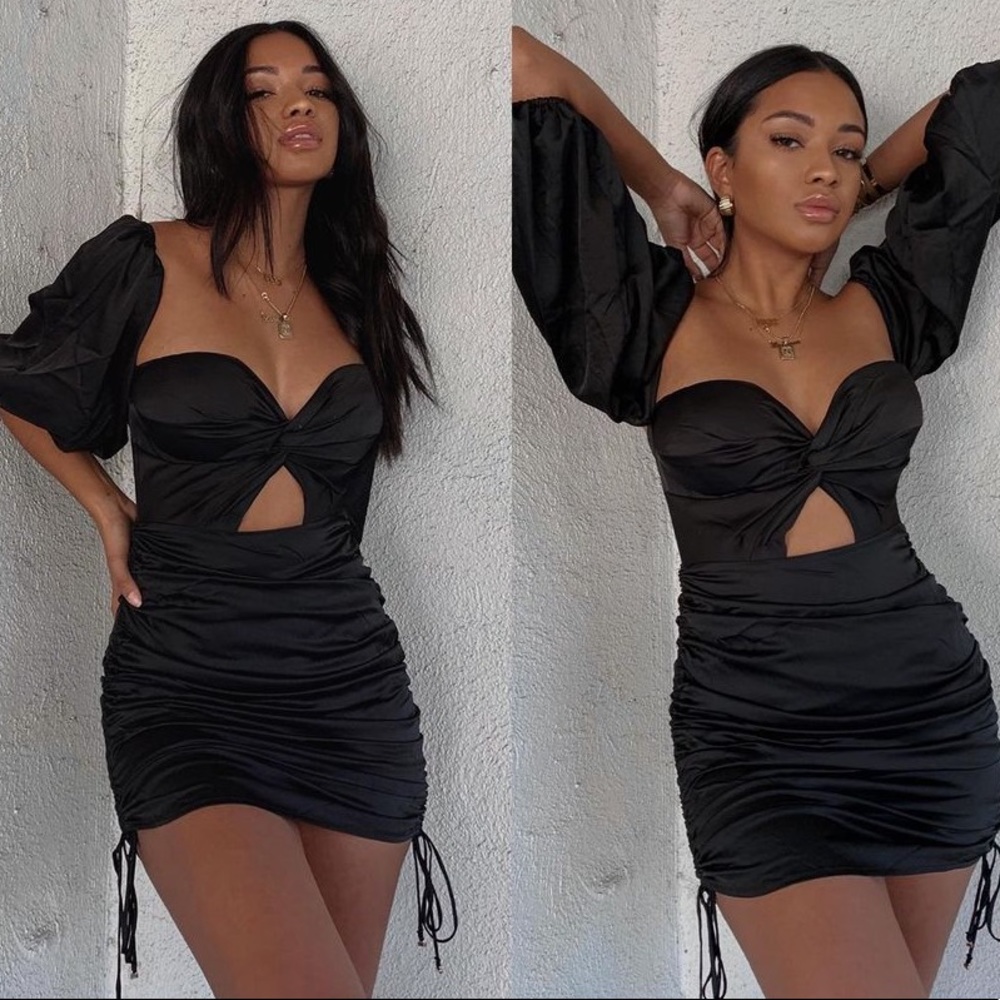 Pouf Sleeve Mini Dress, Black. NWT. Large.